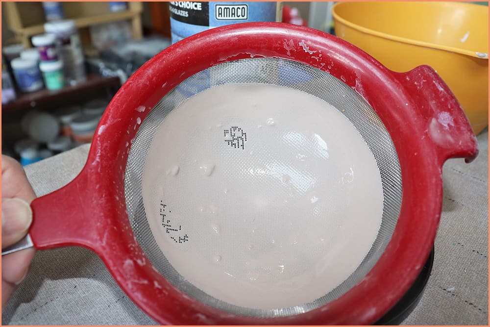 a picture of glaze put through strainer