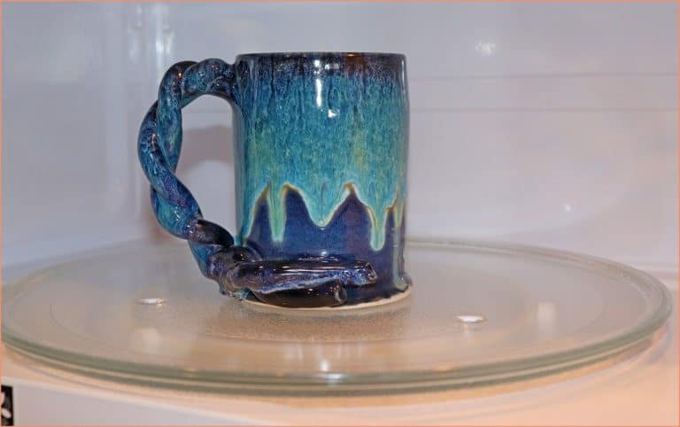 Can You Put Porcelain in the Microwave? Safety Tips