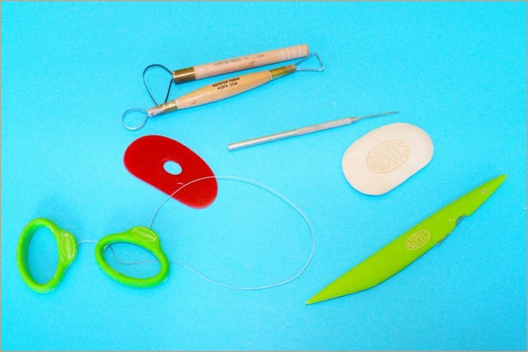 Wheel Throwing Vs Hand Building The Differences Explained Pottery Crafters