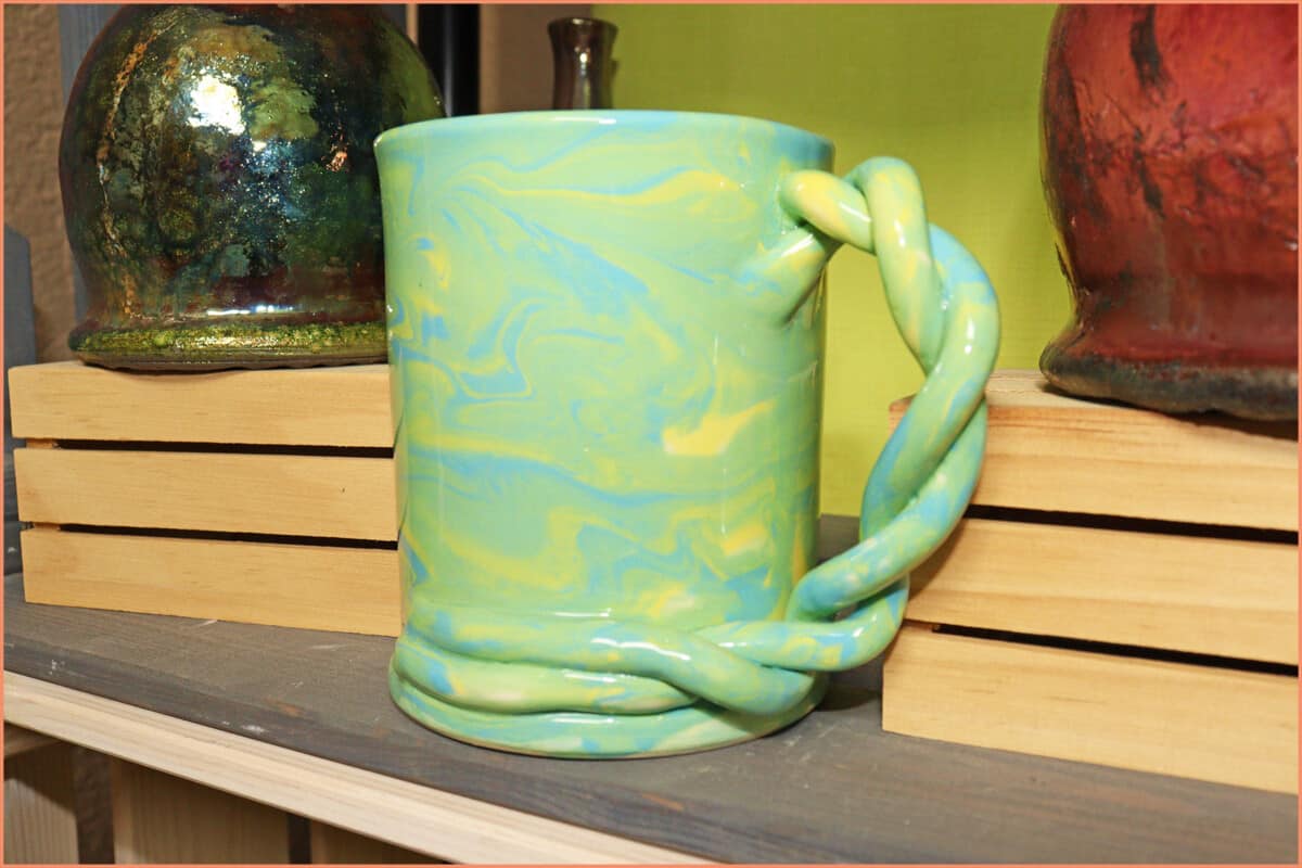 split cup glazed mug