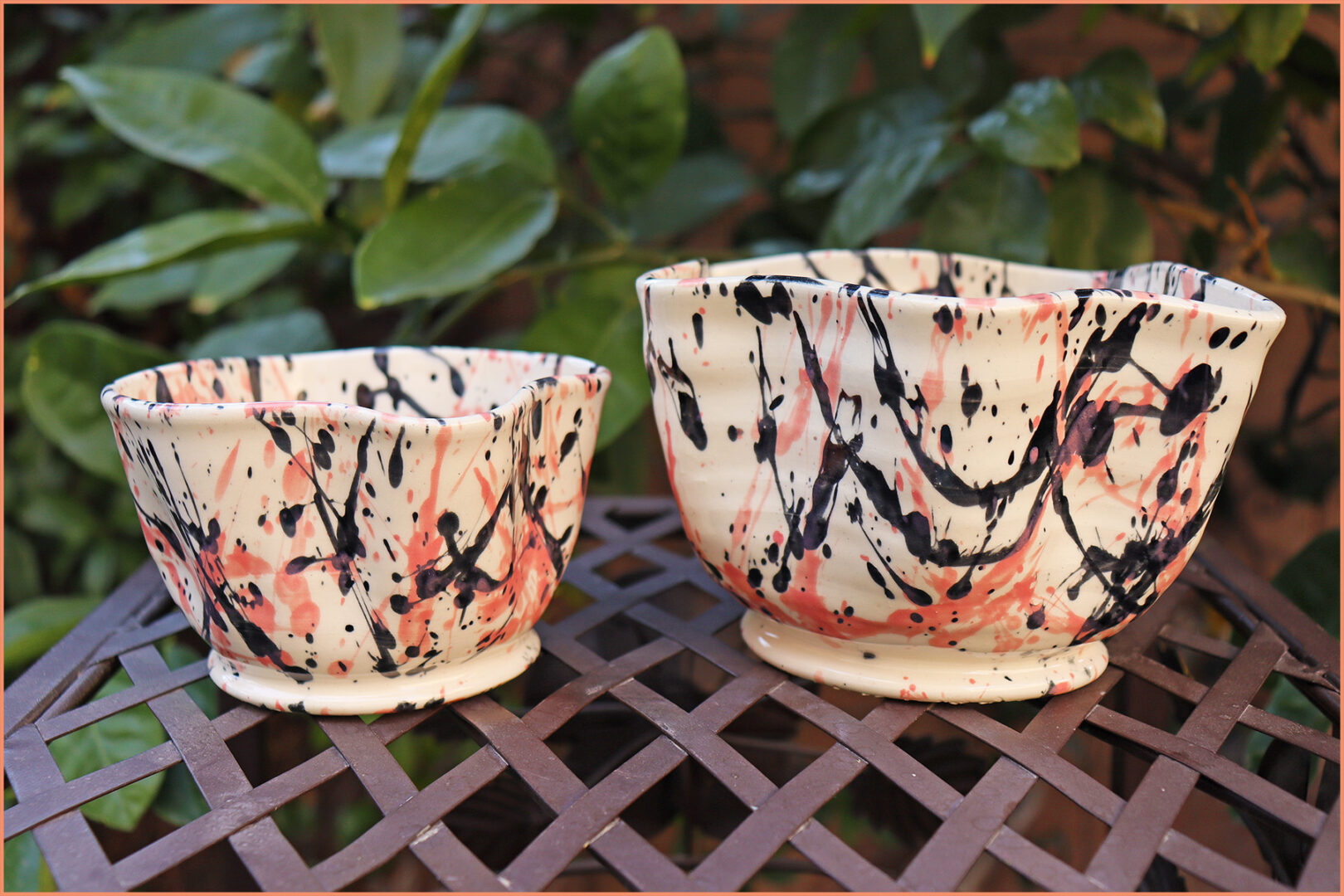 an image of bowls with the underglaze splatter method 
